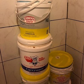 Mayonnaise tonnetjes uit cafetaria