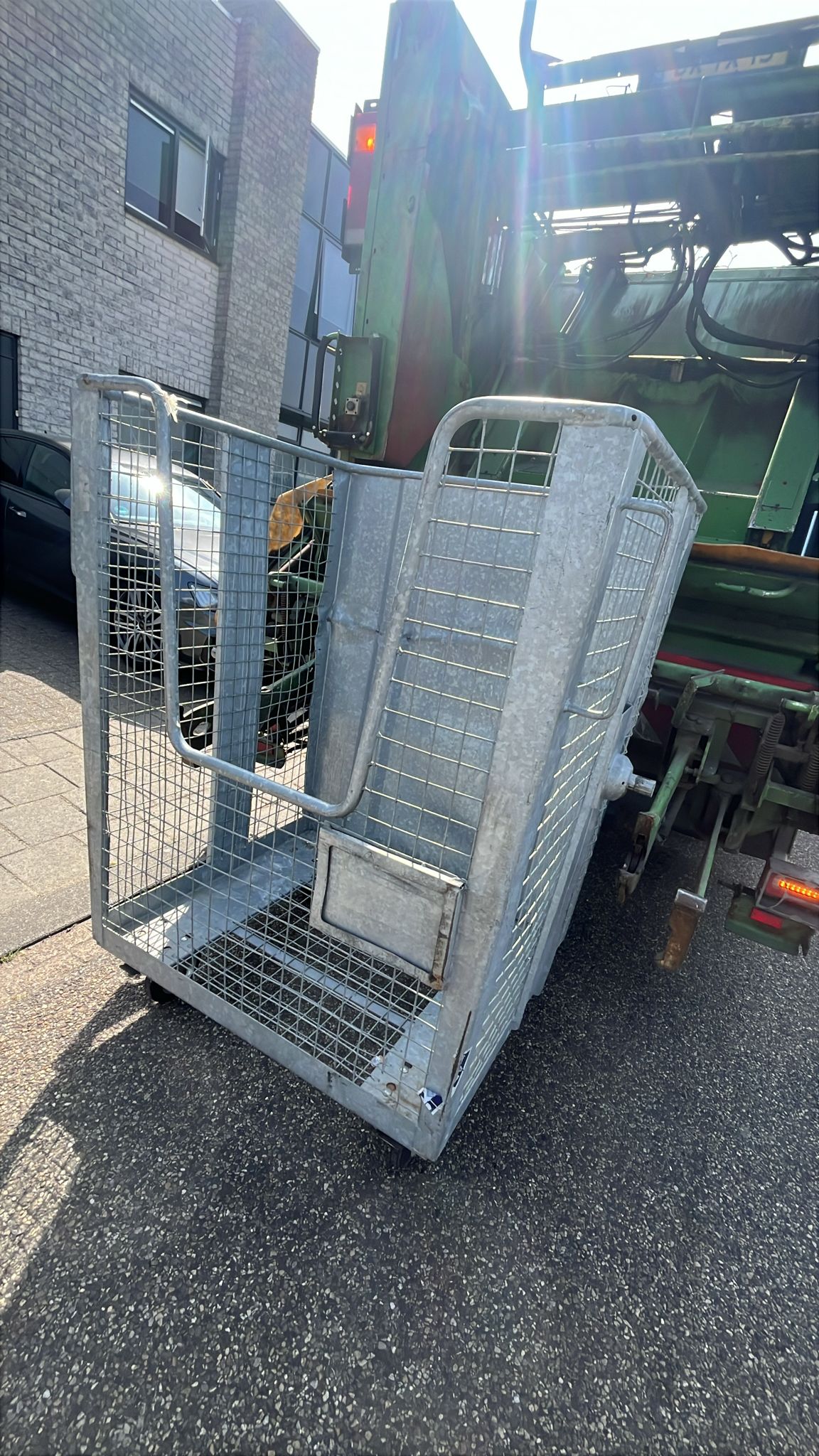 Gaascontainer met karton